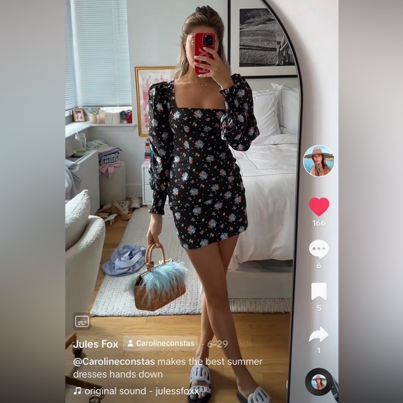 Caroline Constas Elliot Dress Black Spot Floral Size Medium NWT - Picture 2 of 6